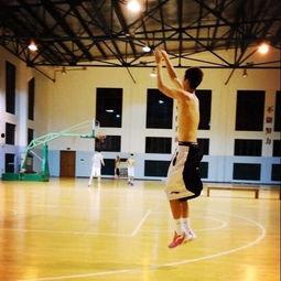 成人集体篮球操视频